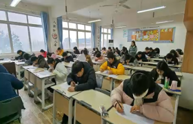 八所顶尖211大学：优势学科、录取策略与就业前景解析